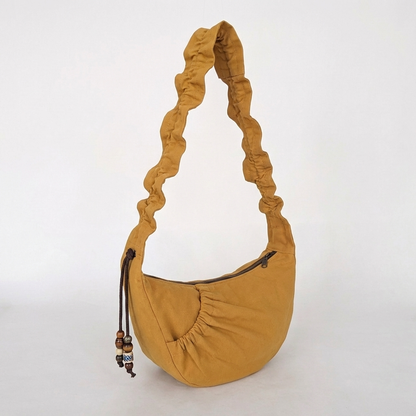 Schnittmuster Kuro Bag – Halbmondtasche mit gerafftem Träger in 4 Größen